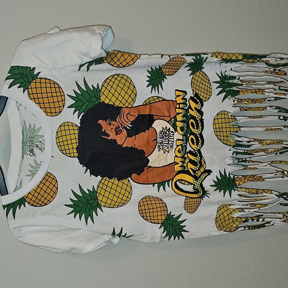 MELANIN QUEEN PINEAPPLE 🍍 TOP SZ MEDIUM